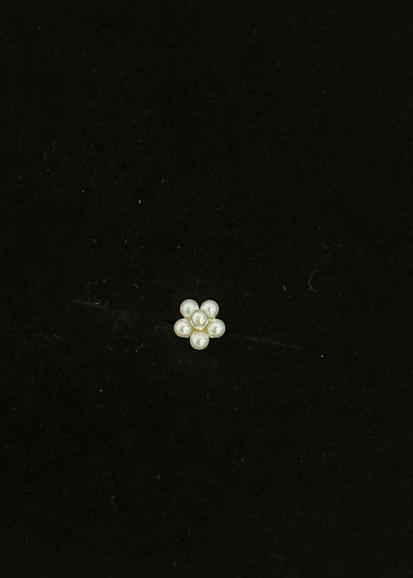 Pendientes piercing flor perlada