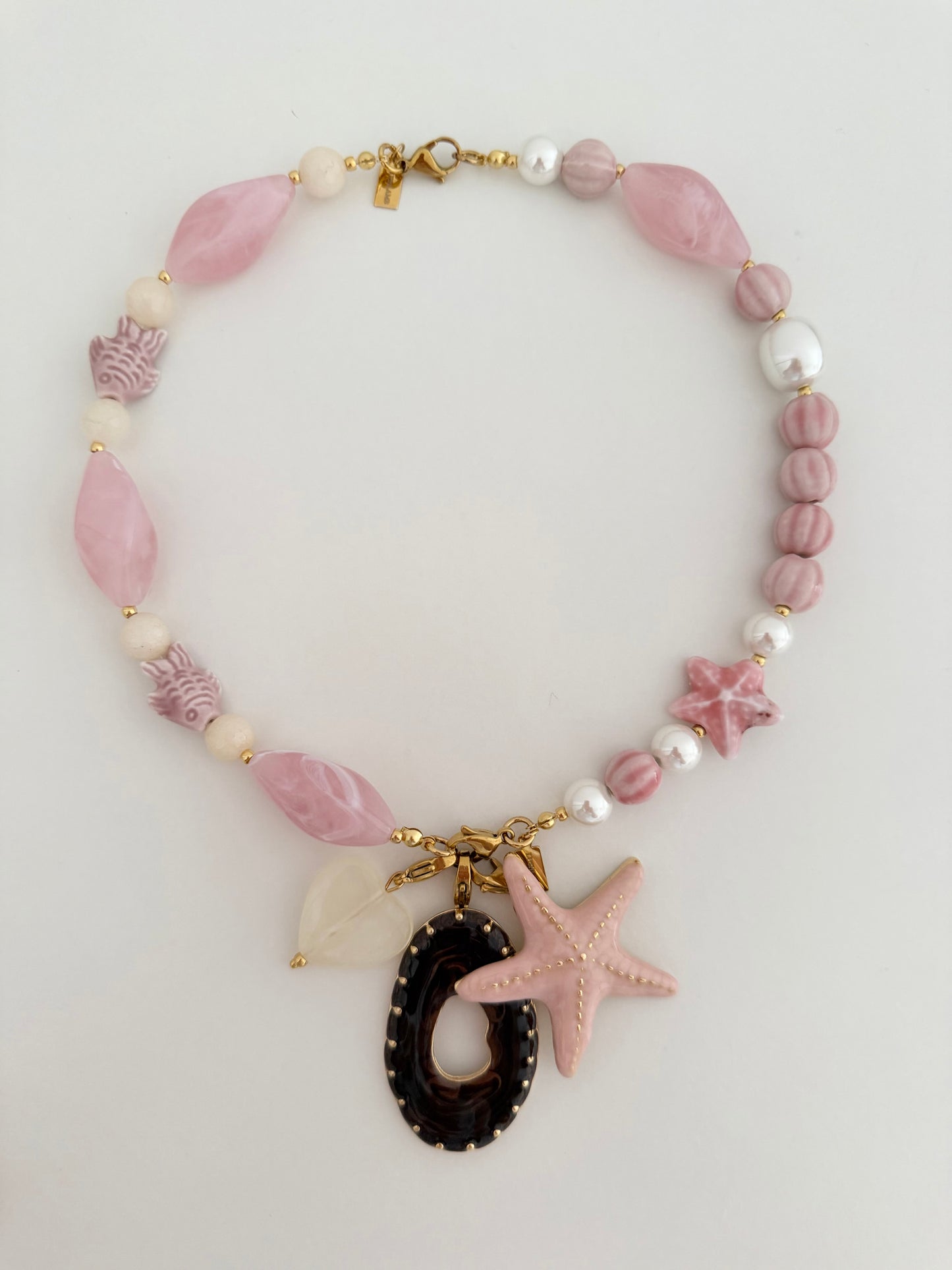 Charm Base Marrón