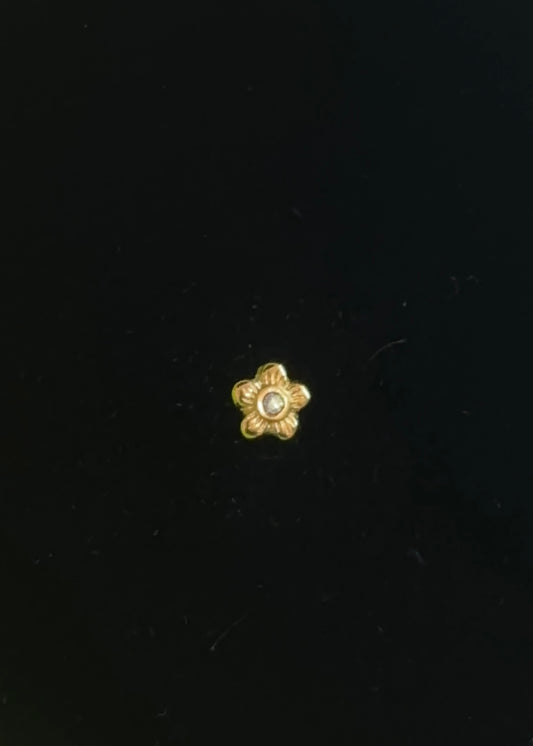 Pendiente piercing flor