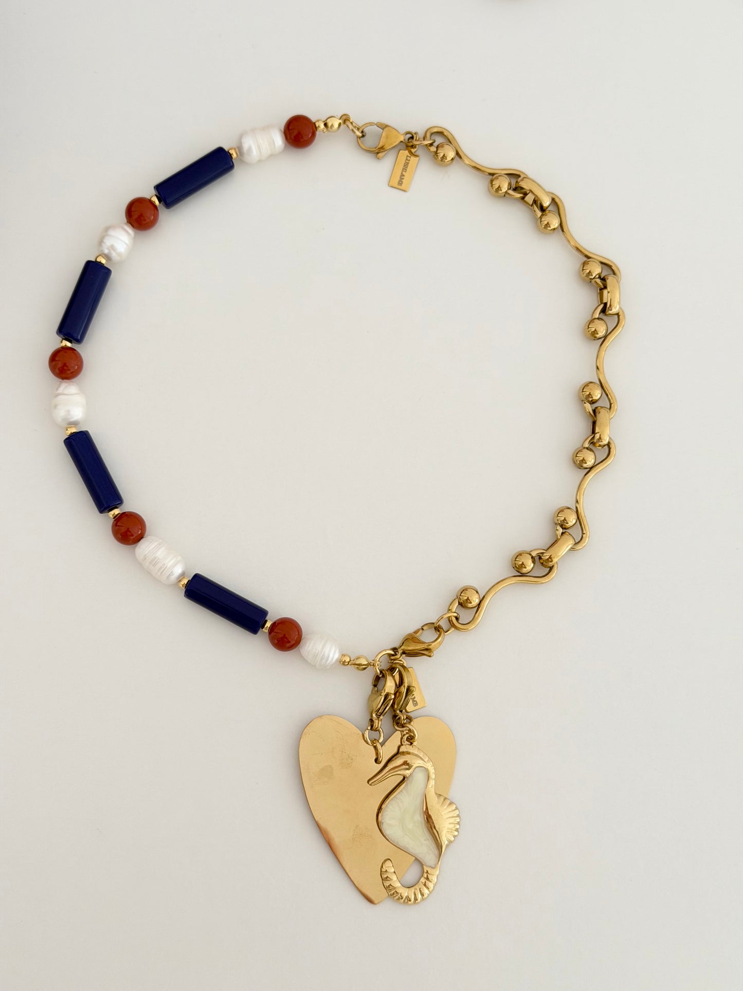 Charm Caballito de Mar Marfil