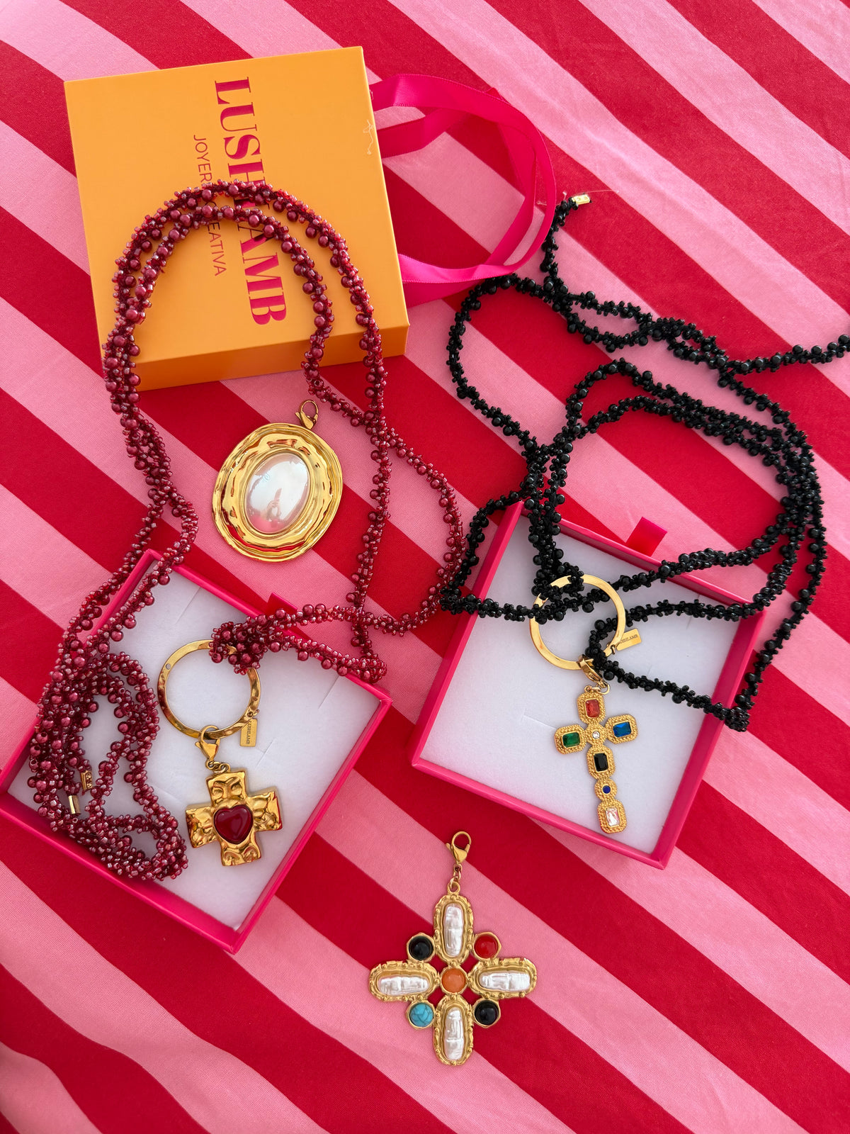 Collar Rocalla Rojizo