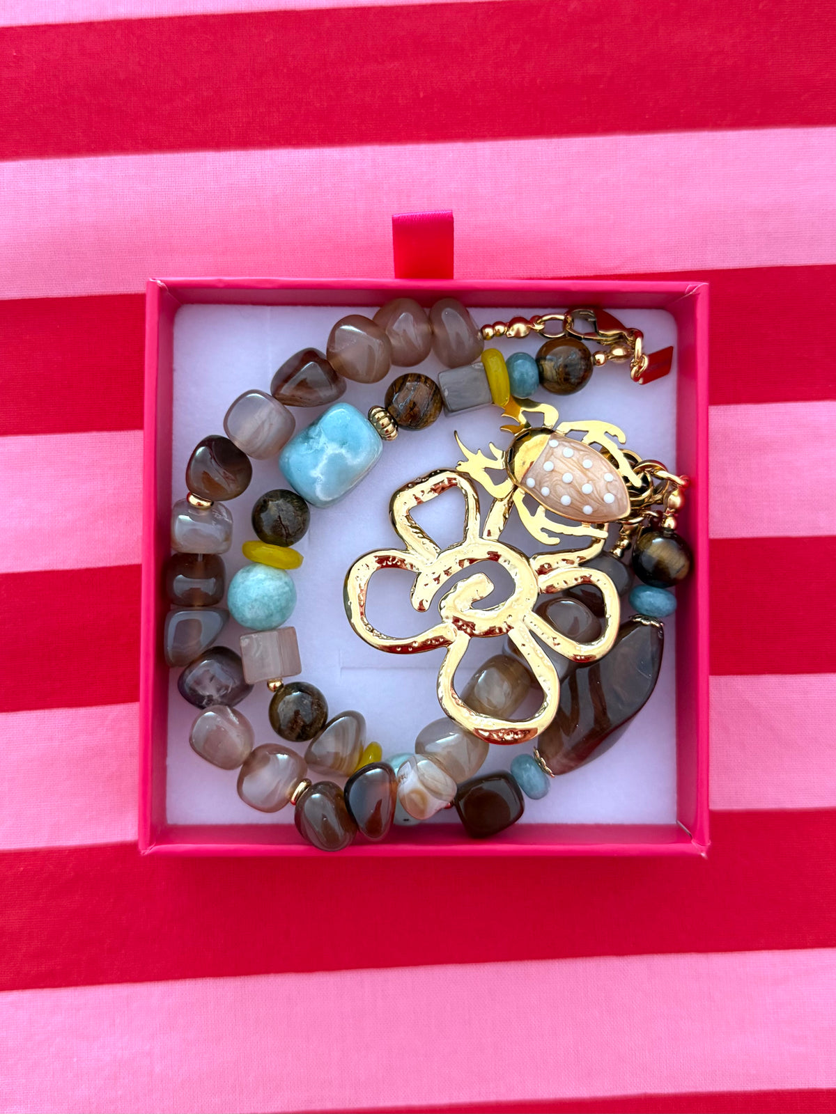 Mitad Larimar con marrón