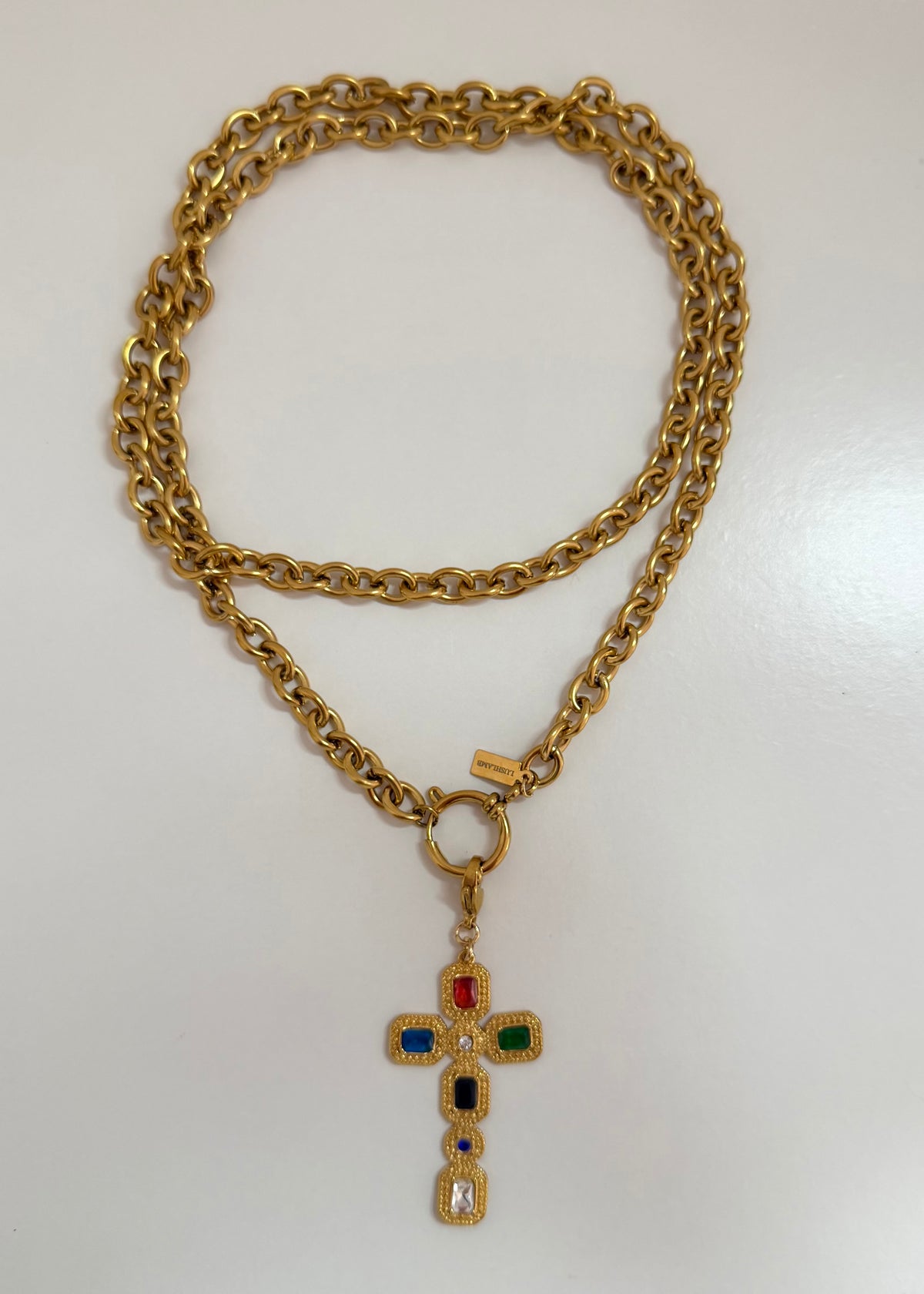 Charm Cruz Tau