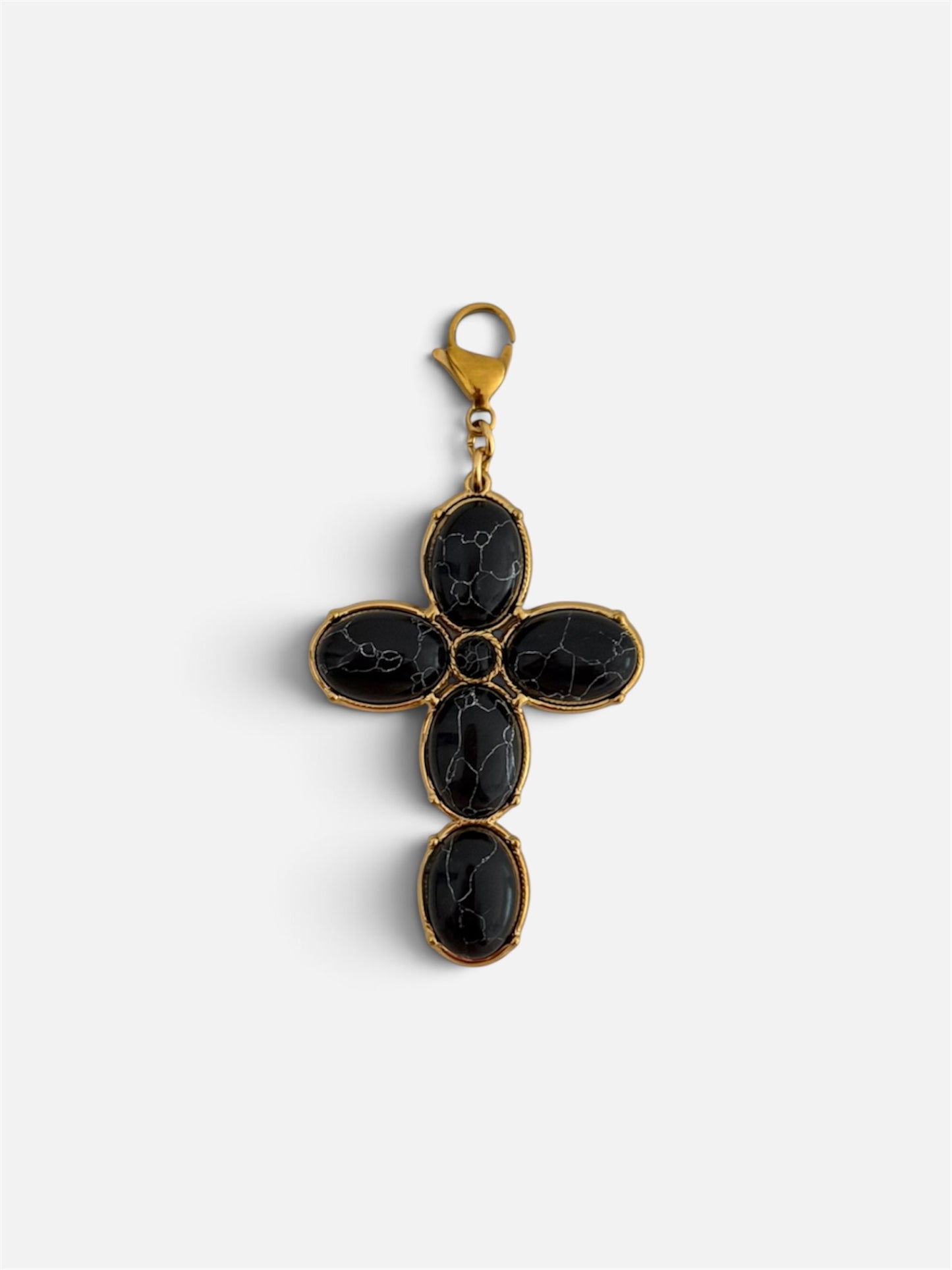 Charm Cruz Piedra Negra
