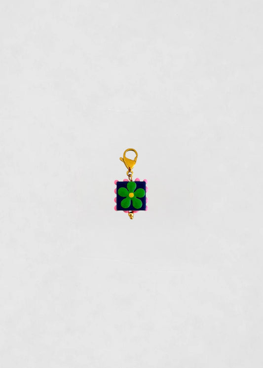 Charm Cubito Flor verde