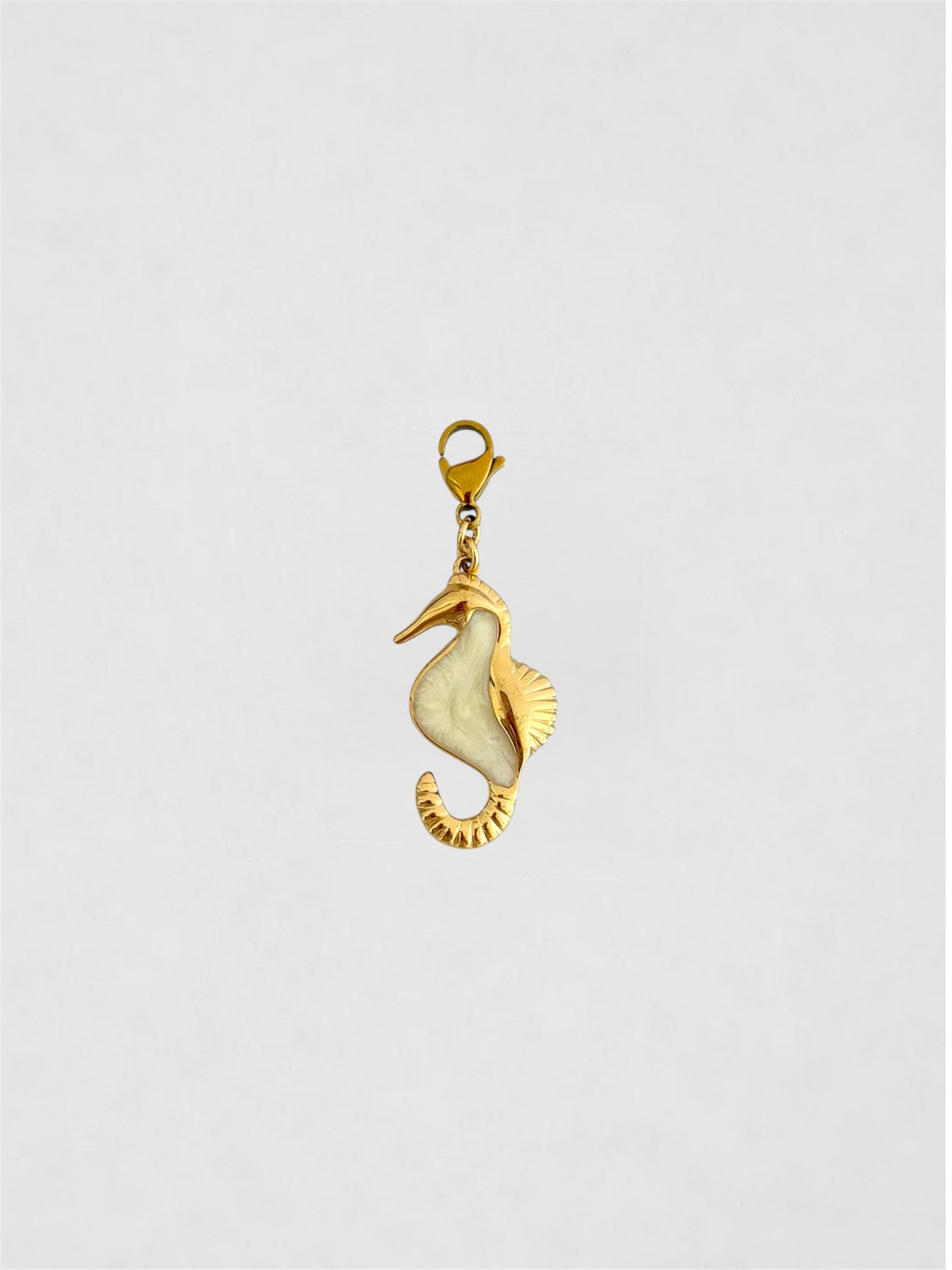 Charm Caballito de Mar Marfil