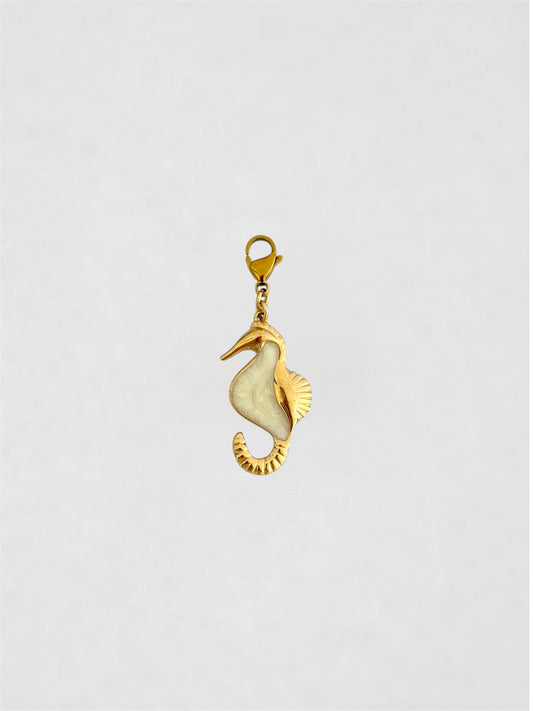 Charm Caballito de Mar Marfil